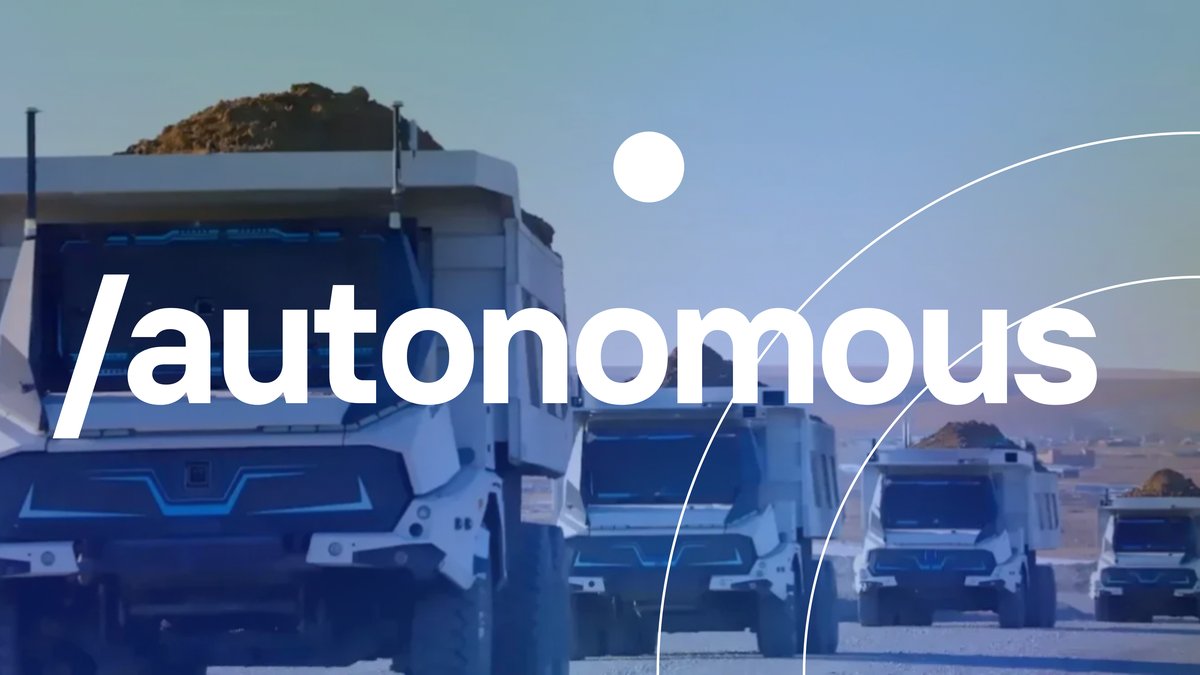 Convoy de camiones autónomos eléctricos sin cabina en rajo abierto: camiones autónomos en minería y el sistema operativo que los coordina